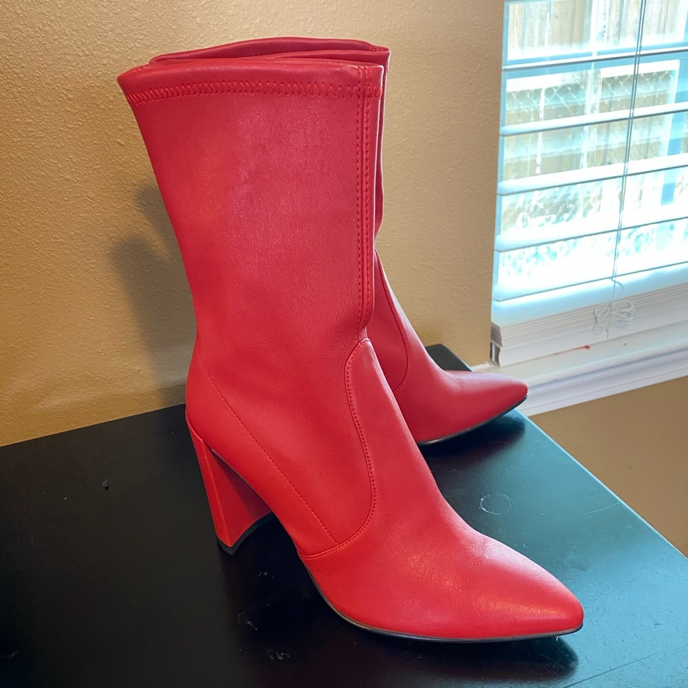 Stuart Weitzman Cling Boots Brand New!!